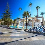 Avec Piscine Holiday home