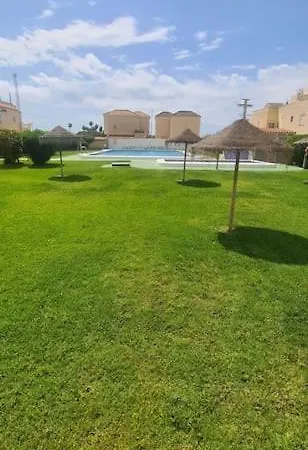 Avec Piscine Feriehus
