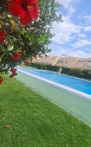 Avec Piscine 度假居