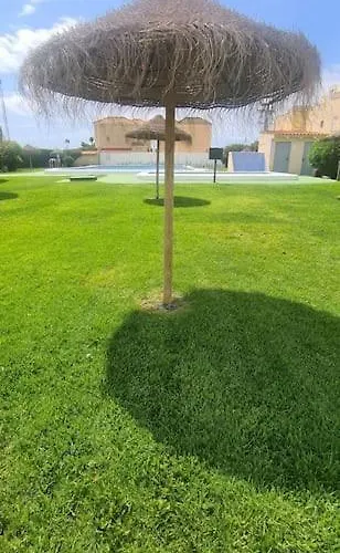 Сasa de vacaciones Avec Piscine